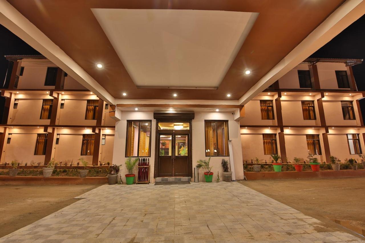 Amritara The Avadh Hotel Badrinath Exterior photo